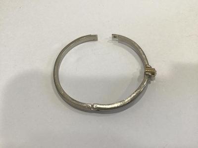 Beautiful Rhinestone Hinged Bracelet