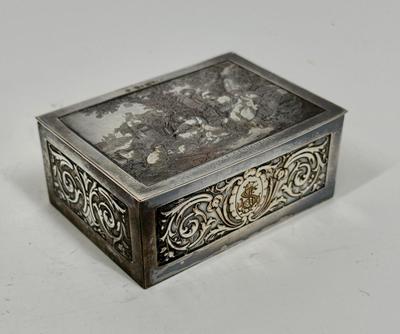 Antique Casket Box Lidded Trinket Box Le Denicheur With Engraving - Silver Plated