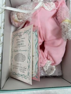 Edward M. Knowles 1989 Baby Book Treasures "Elizabeth's Homecoming" Doll
