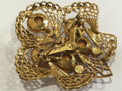 Vintage Rainbow Vitrail Rivoli Gold Tone Brooch