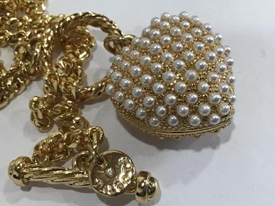 TOOGLE Faux Pearl Gold Tone Heart