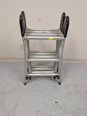 Estway Adjustable Ladder 12'6"