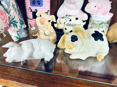 A WHOLE PENS WORTH OF PIGS