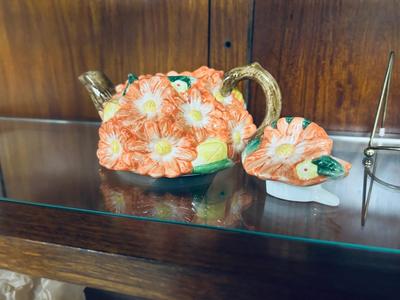 VINTAGE CERAMIC KMC KITCHEN ITEMS