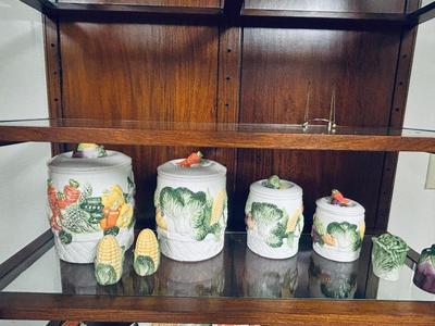 KMC CERAMIC CANISTERS AND SHAKERS