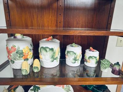 KMC CERAMIC CANISTERS AND SHAKERS