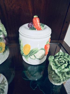 KMC CERAMIC CANISTERS AND SHAKERS