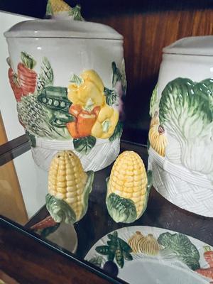 KMC CERAMIC CANISTERS AND SHAKERS