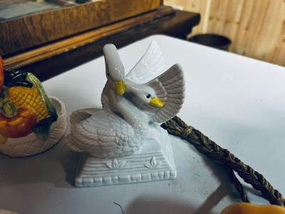 1954 LANE & CO, KMC AND MORE CERAMIC GLASSWARES