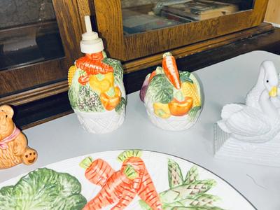 1954 LANE & CO, KMC AND MORE CERAMIC GLASSWARES