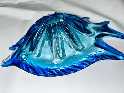 PRETTY IRIDESCENT, WHITE AND PINK RUFFLED FENTON HOBNAIL BASKET AND MURANO BLUE GLASS FISH BOWL