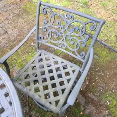 Hanamint Cast Metal Round Table 48" dia w 4 Chairs