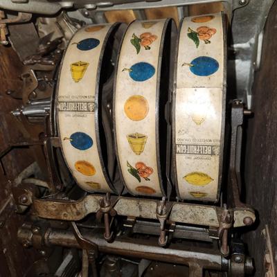 1929 Mills Poinsettia Slot Machine w Stand Working with keys Man Cave