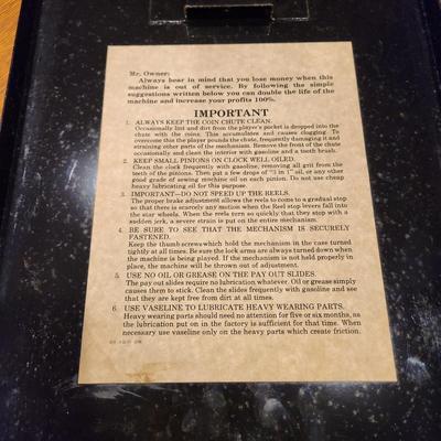 1929 Mills Poinsettia Slot Machine w Stand Working with keys Man Cave