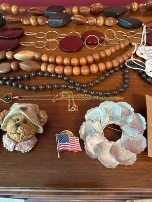 Jewelry lot #1