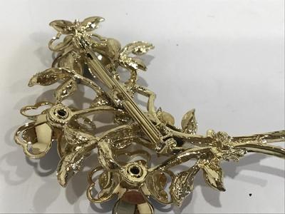 Beatiful Large Brooch