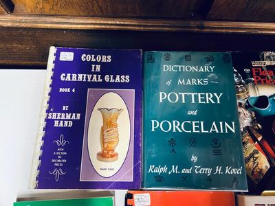 VARIOUS BOOKS ON ANTIQUES AND COLLECTIBLE GLASS