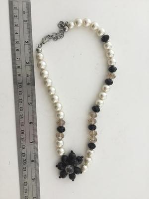 Faux pearl clear beaded floral statement necklace