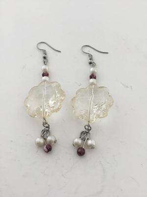 Beautiful clear flower dangle earrings