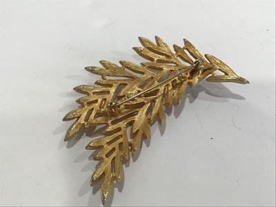 Beautiful Large Brushed Gold Tone Brooch