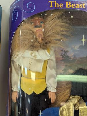 Walt Disney's Snow White & The Seven Dwarfs & Beauty & The Beast Mattel Doll Lot 26