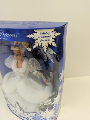 Holiday Princess Special Edition First In A Series Walt Disney's Cinderella Lot 27