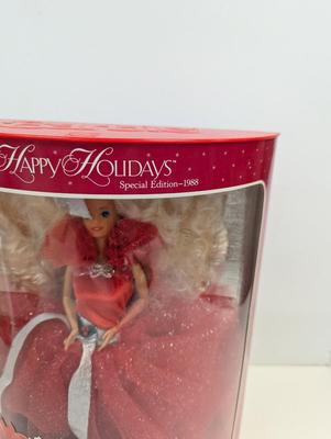 Happy Holidays Special Edition 1988 Barbie Lot 35