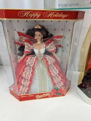 Special Editions Happy Holidays Barbies Lot 39
