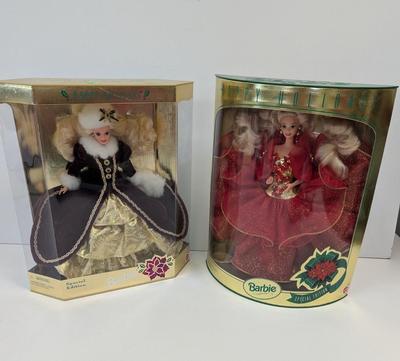 Special Edition Happy Holidays Barbies Lot 41