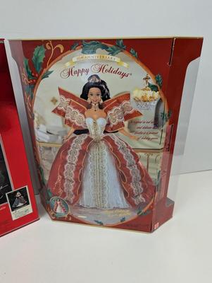 10th Anniversary Special Edition Happy Holidays Barbies Lot 42