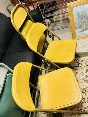 4) FOLDING CHAIRS