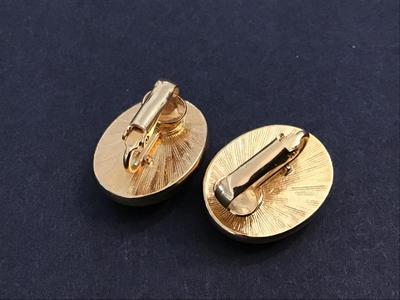 Vintage Clip on Earrings