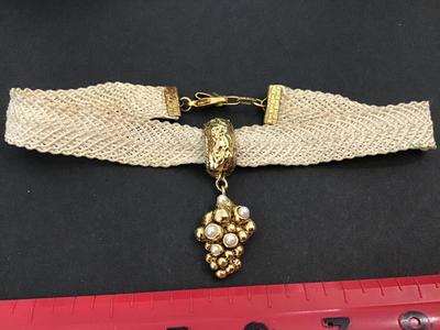 EN Grape Cluster Choker Necklace