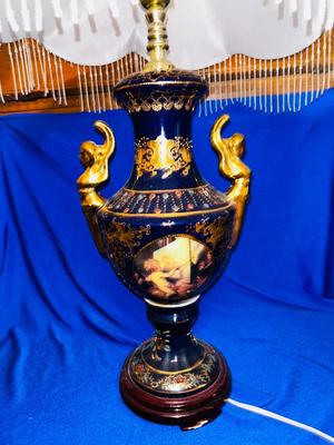BERNARD. WALD & LOWIT LONDON CHERUB GOLD AND BLUE. HAND PAINTED FRENCH PORCELAIN TABLE LAMP