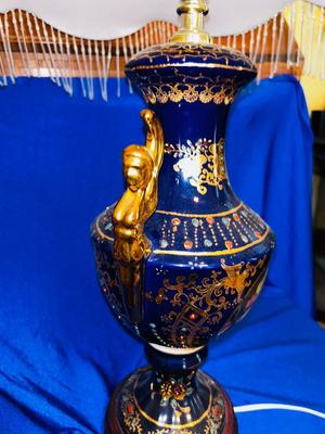 BERNARD. WALD & LOWIT LONDON CHERUB GOLD AND BLUE. HAND PAINTED FRENCH PORCELAIN TABLE LAMP