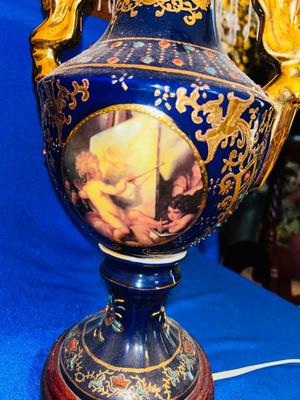 BERNARD. WALD & LOWIT LONDON CHERUB GOLD AND BLUE. HAND PAINTED FRENCH PORCELAIN TABLE LAMP