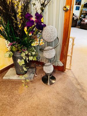 MID-CENTURY PLASTIC SPHERE TABLE LAMP AND BEAUTIFUL ARRANGEMENT IN GALVANIZED CAN