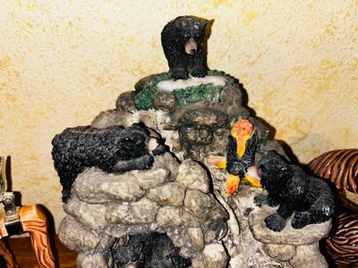 BEAR FOUNTAIN, VINTAGE CERAMIC SQUIRREL AND STEINS