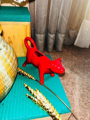 HOME DECOR