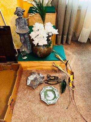 HOME DECOR