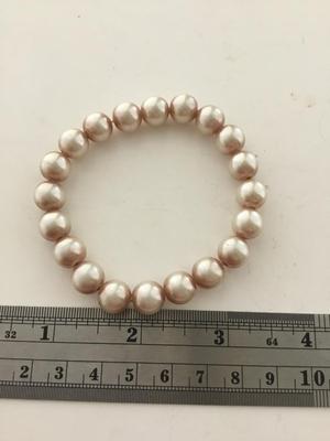 Faux pearl stretchy beaded bracelet