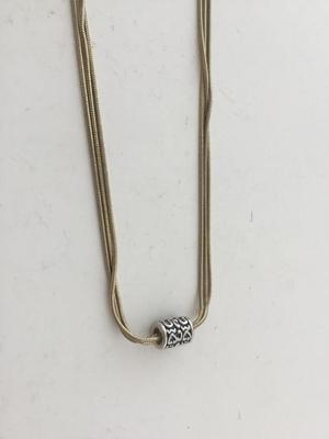 Gold tone unmarked multilayer fashion necklace
