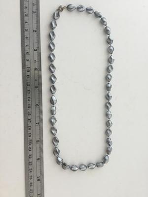 Unmarked beautiful blue tone fashion necklace