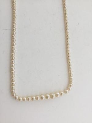 Faux beaded vintage clasp necklace