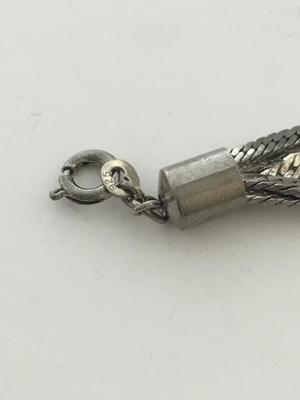 925. Marked chain like necklace