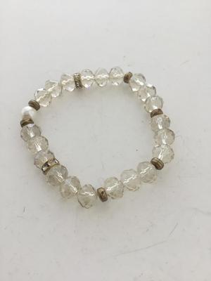 Clear beaded stretchy bracelet