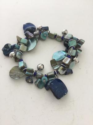 Blue charm dangle fashion stretchy bracelet