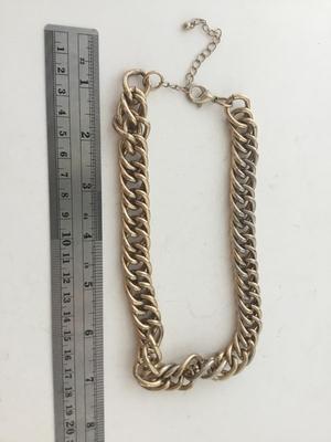 Gold tone unmarked chain like necklace rusty