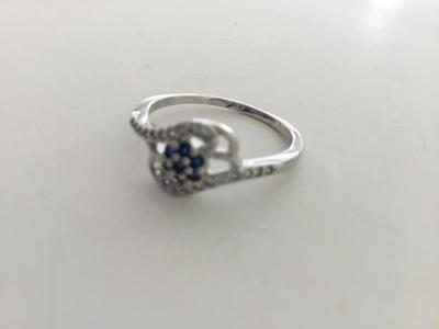 Unmarked beautiful fashion ring