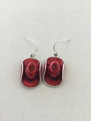 Silver tone hat dangle fashion earrings